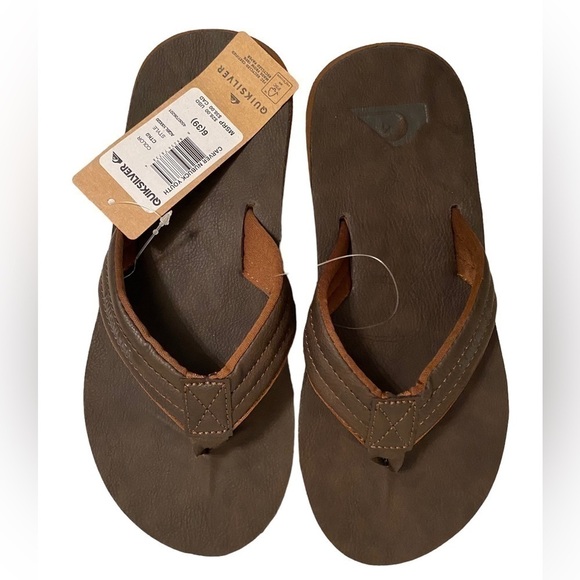 NWT Quicksilver Sandals 6 youth - Picture 1 of 4